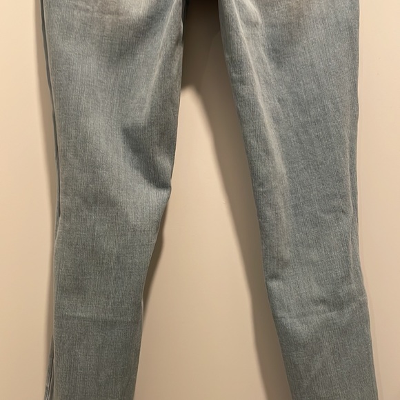 WOMEN BRAND NEW YMI JEANS - Picture 6 of 11